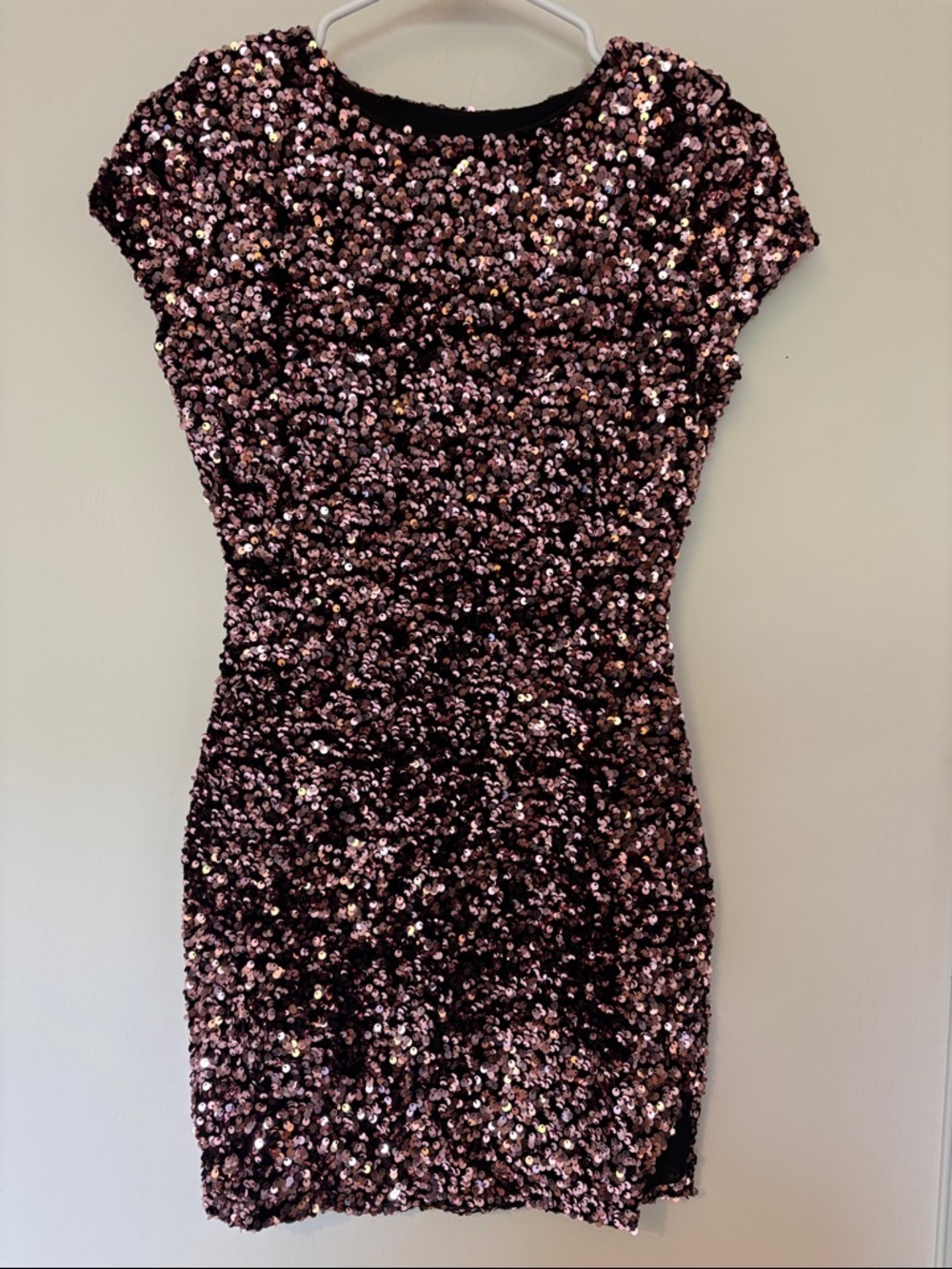 Juniors Pink Sequin Stretch Mini Dress Size 3 or 4 Event Guest Dance Bodycon